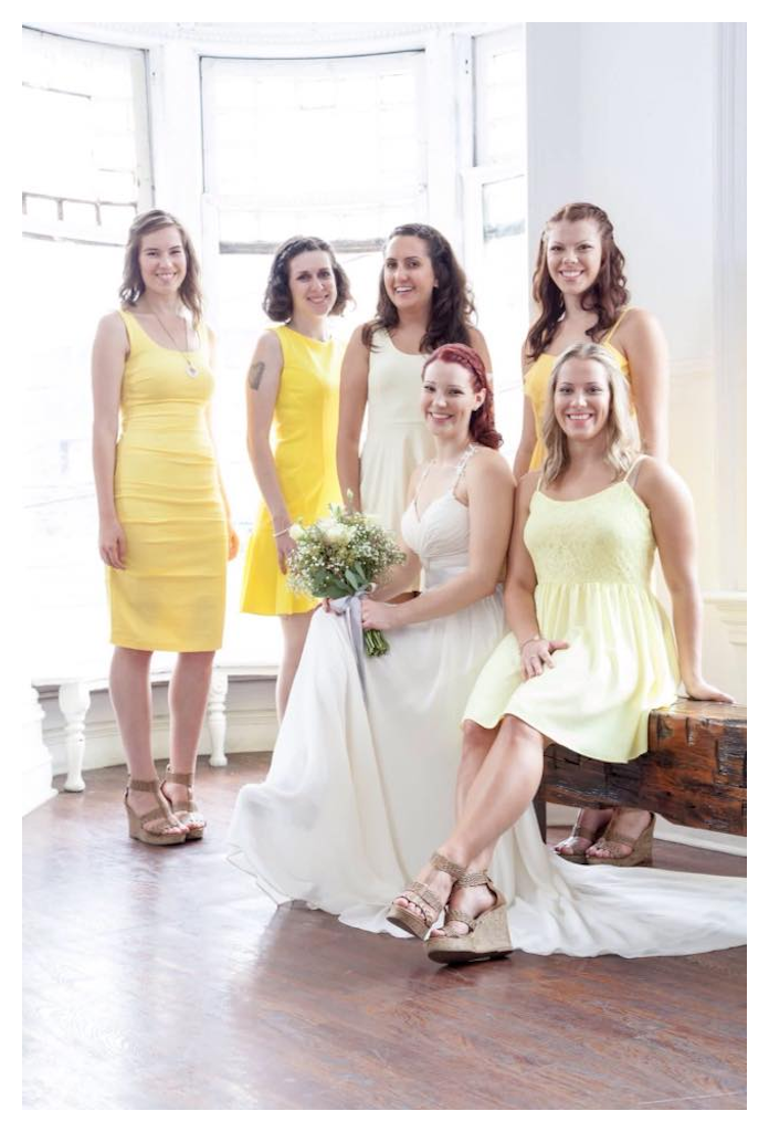 Deirdre and her bridesmaids: sisters, Alex & Eryn, friends, Loryn, Shannon and Alicia