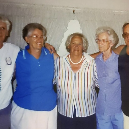 With sisters - Vivian, Dorothy, Jean & Doris