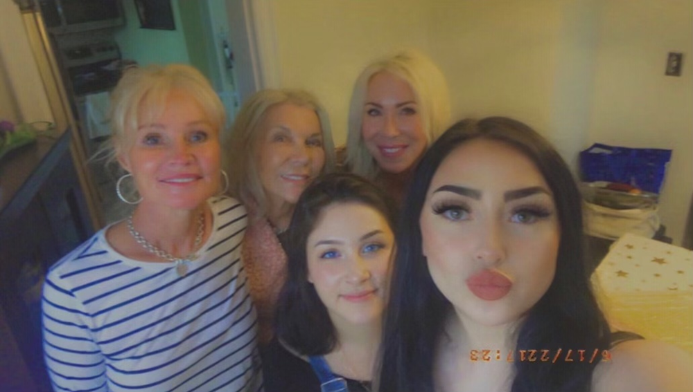 Far right is Yvette and her daughter Victoria, bottom middle is victoria’s best friend Olivia, farthest left is Janice (Yvette’s sister) and beside Janice is Maggie Yvette’s mama. 